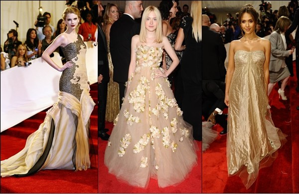 Những bộ cánh lừng lẫy trên thảm đỏ Met Gala bốn năm qua ảnh 13