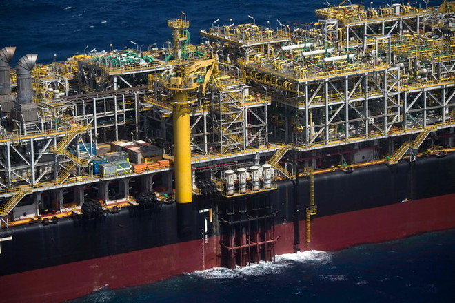 IEA: Thị trường dầu mỏ sẽ tiến gần tới cân bằng vào cuối năm 2018 ảnh 1