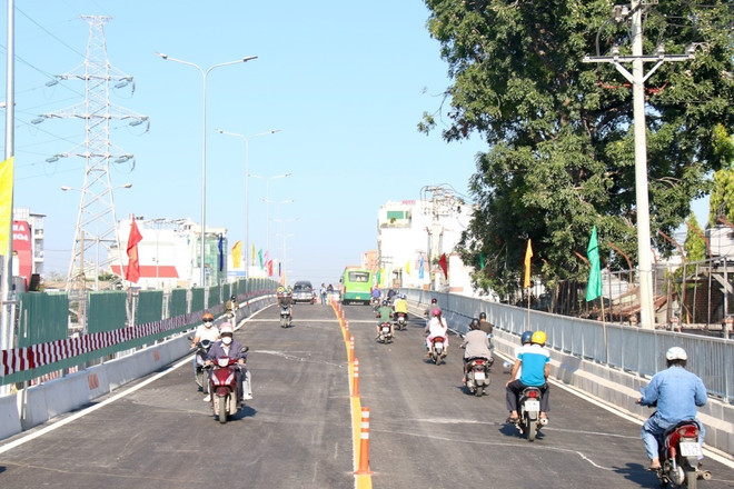 TP.HCM thông xe dự án cầu Bưng mới sau hơn 4 năm thi công ảnh 1