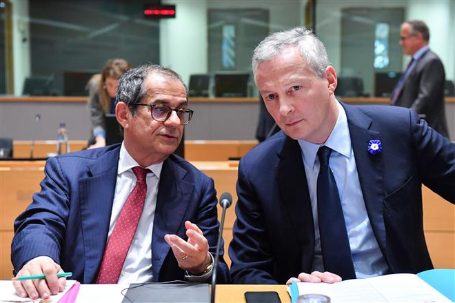 EU có thể áp đặt trừng phạt Italy nếu không đạt thỏa thuận ngân sách ảnh 1