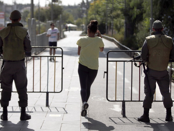 Israel bắt đầu triển khai hơn một nghìn binh sỹ tới Jerusalem ảnh 1