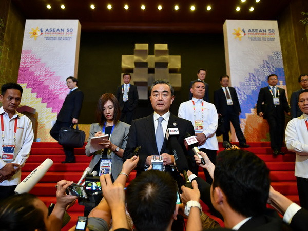 Nhật Bản kêu gọi Trung Quốc hợp tác thông qua trừng phạt Triều Tiên ảnh 1