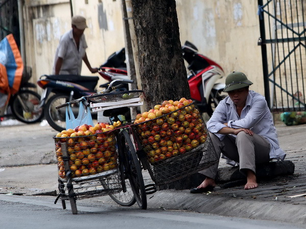 Miền Bắc oi nóng nhất cả nước, miền Nam có mưa lớn diện rộng ảnh 1