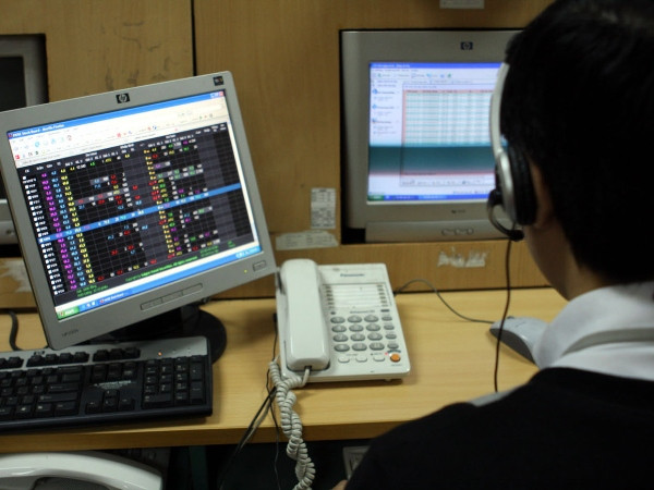 Ảnh minh họa. (Nguồn: PV/Vietnam+) SSC “tuýt còi” một loạt sai phạm của Công ty Quốc tế Sơn Hà ảnh 1