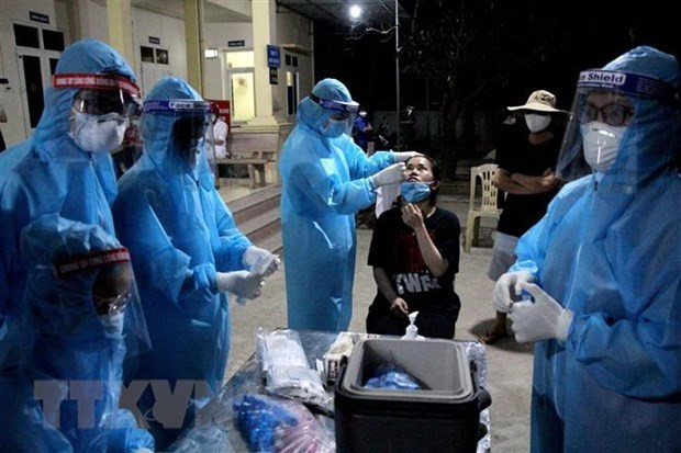 Mở chiến dịch cao điểm truy vết, xét nghiệm rộng toàn TP.HCM ảnh 1