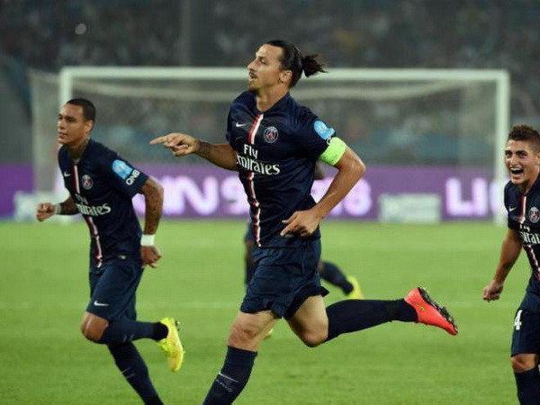 Zlatan Ibrahimovic lập cú đúp giúp PSG giành Siêu cúp Pháp ảnh 1