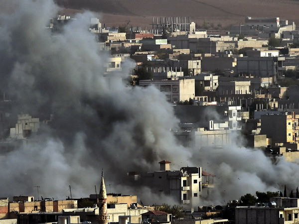 Mỗi ngày Mỹ đã chi tới 8,3 triệu USD cho việc không kích IS ảnh 1