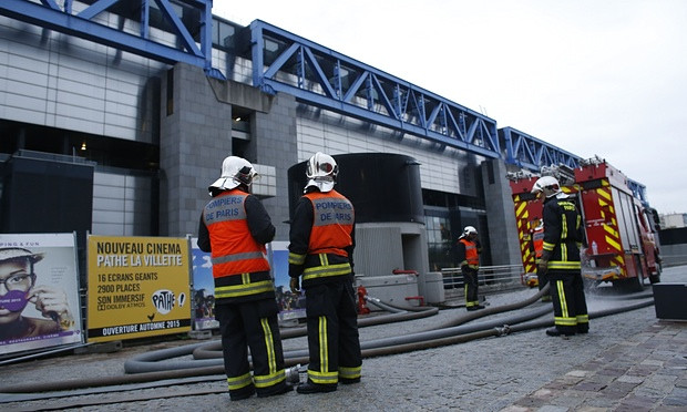 Cháy lớn tại bảo tàng khoa học Cite des Sciences của Pháp ảnh 1