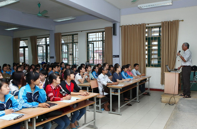 Chính phủ sửa đổi chế độ tiền lương của cán bộ công chức ảnh 1