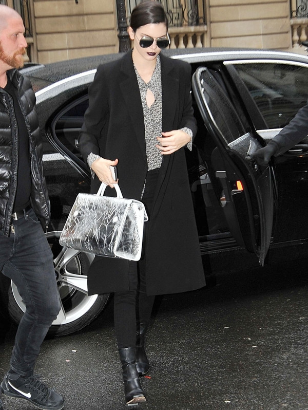 Năm chiếc túi xách hàng hiệu được khao khát nhất Xuân Hè 2016 ảnh 9