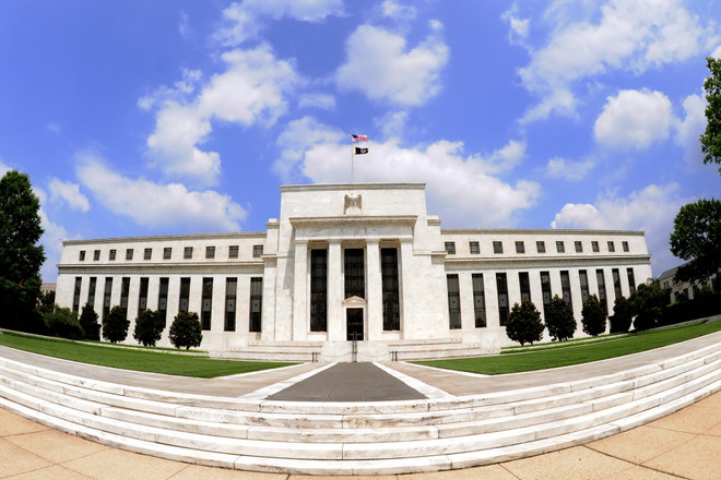 Hãng Standard & Poor's xếp hạng tín dụng của Mỹ ở mức AA+ ảnh 1