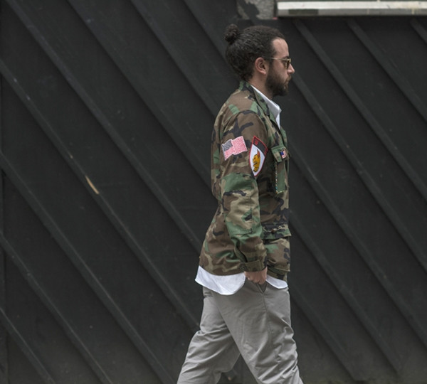 Những xu hướng thời trang "náo loạn" trên đường phố London ảnh 10