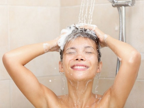 Tắm nước mát mùa đông: Bí quyết làm đẹp hay ý tưởng điên rồ? ảnh 3