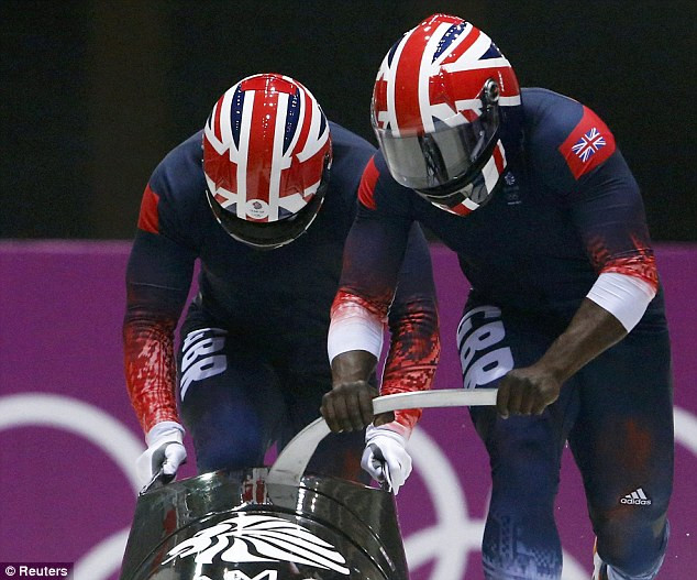 Các VĐV da đen hiếm hoi tại Olympic mùa Đông Sochi ảnh 4