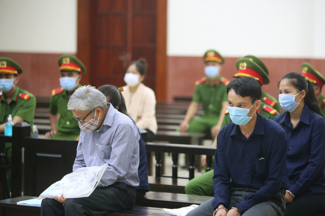 Các bị cáo tại phiên tòa phúc thẩm ngày 20/5/2021. (Ảnh: Thành Chung/TTXVN) Vụ cao tốc TP.HCM-Trung Lương: Đinh Ngọc Hệ từ chối luật sư chỉ định ảnh 2