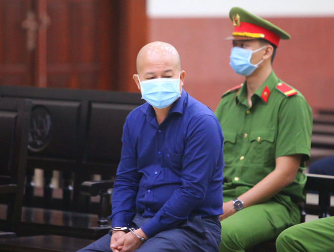 Bị cáo Đinh Ngọc Hệ (tức Út trọc, Phó Tổng Giám đốc Tổng công ty Thái Sơn). (Ảnh: Thành Chung/TTXVN) Vụ cao tốc TP.HCM-Trung Lương: Đinh Ngọc Hệ từ chối luật sư chỉ định ảnh 1