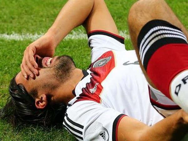 Tin sáng 17/11: Khedira nghỉ 6 tháng, Brazil đại thắng ảnh 1