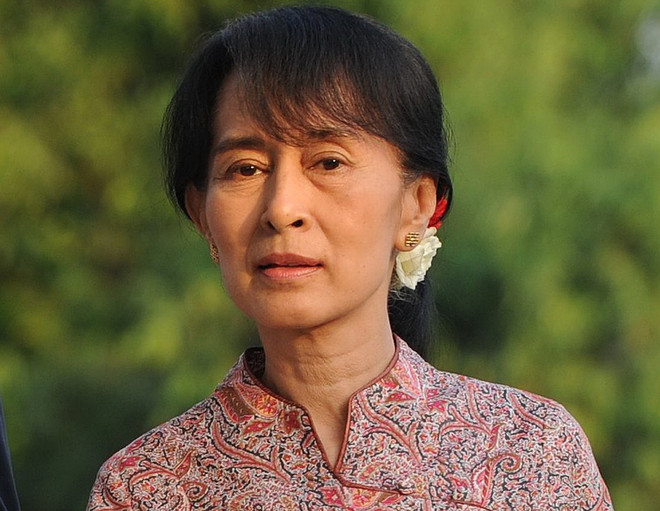 Bà Suu Kyi khó thành tổng thống Myanmar vì lấy chồng ngoại quốc ảnh 1