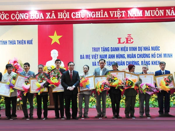 Thừa Thiên-Huế: 16 mẹ được truy tặng Bà mẹ Việt Nam ảnh 1