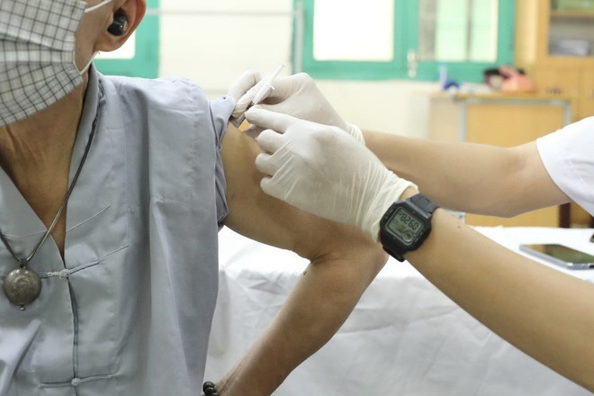 Ảnh minh họa. (Nguồn: TTXVN) Vì sao nhiều người dân Cần Thơ tiêm không đủ liều vaccine COVID-19? ảnh 1