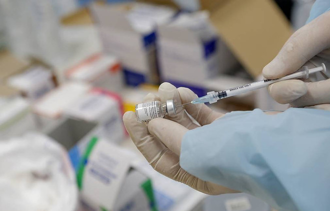 Nga thử nghiệm vaccine kết hợp ngừa COVID-19 và cúm mùa ảnh 1