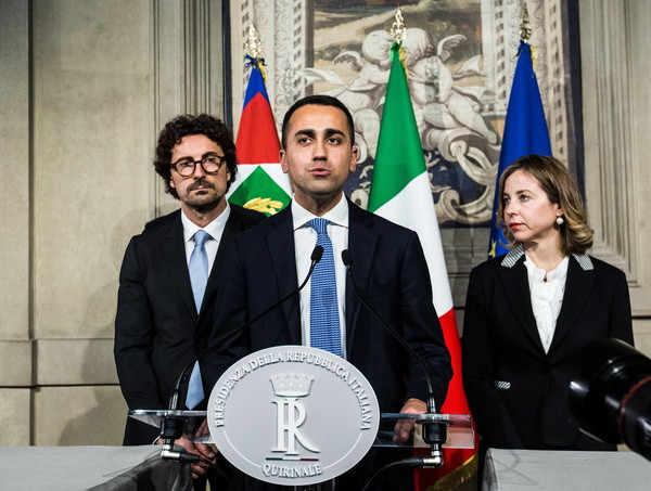 Italy: M5S và đảng Liên đoàn ký thỏa thuận lập chính phủ liên minh ảnh 1