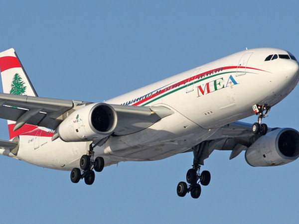 Máy bay Liban hạ cánh khẩn cấp ở Italy vì một túi hành lý vô chủ ảnh 1