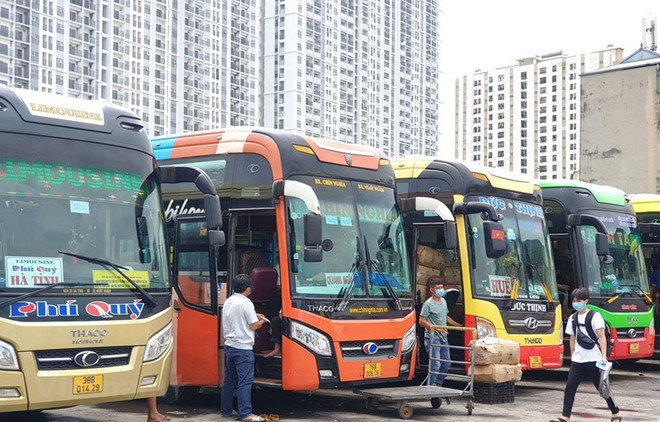 Đã có nhiều địa phương đồng ý thí điểm mở lại vận tải xe khách liên tính. (Ảnh: CTV/Vietnam+) Có 48 địa phương đã đồng ý mở lại vận tải xe khách liên tỉnh ảnh 1
