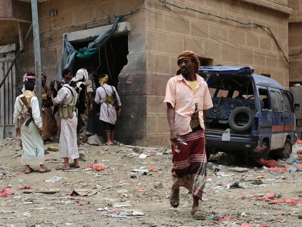 Yemen: Phiến quân Houthi thả 6 người nước ngoài bị giam giữ ảnh 1