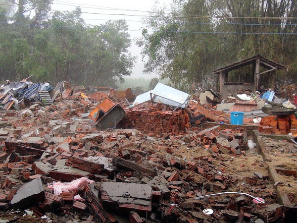 Hỗ trợ xây nhà ở cho hộ nghèo tại vùng lũ Quảng Ngãi ảnh 1