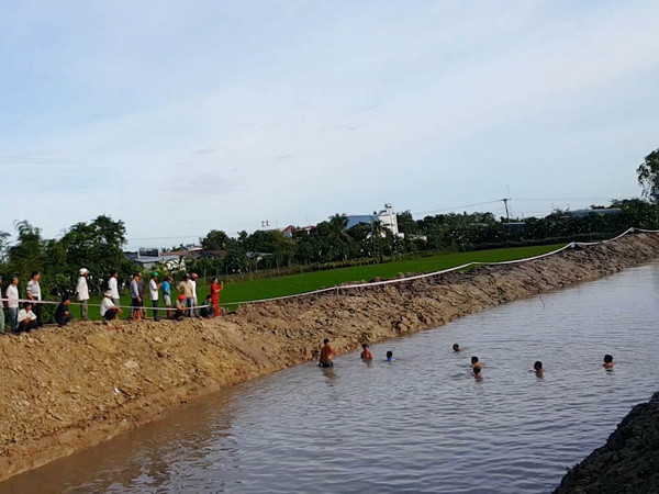 Đã tìm thấy nạn nhân bị sóng cuốn mất tích trên biển nhiều ngày ảnh 1