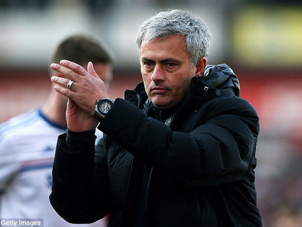 Jose Mourinho bi quan sau trận thua mất mặt của Chelsea ảnh 1