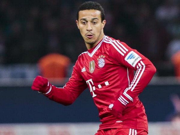 Bayern, M.U cùng nhận hung tin trước thềm đại chiến ảnh 1