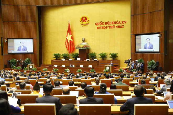Chủ tịch Quốc hội khóa XIV Vương Đình Huệ phát biểu khai mạc. Ảnh: Doãn Tấn - TTXVN Khai mạc kỳ họp Quốc hội đặc biệt: Nhân sự mới và phòng họp an toàn ảnh 1
