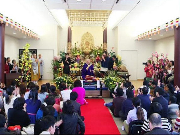 Người Việt tại Nhật hân hoan đón Tết nhân lễ cầu an ảnh 1