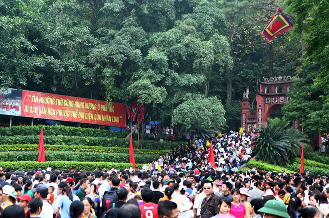 Từng bước đưa Lễ hội Đền Hùng trở thành một lễ hội mẫu mực ảnh 1