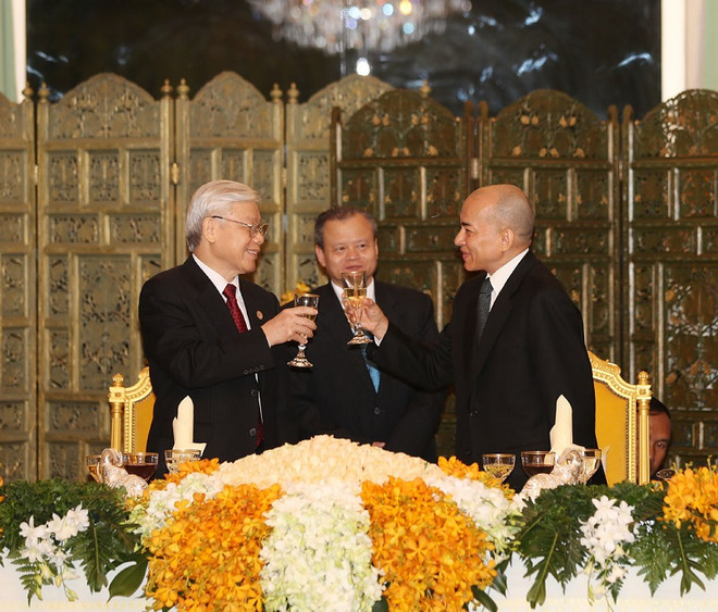 Quốc vương Campuchia ca ngợi mối quan hệ tốt đẹp với Việt Nam ảnh 1