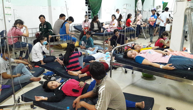 (Ảnh minh họa: Đậu Tất Thành/TTXVN) Đồng Nai: Hàng chục công nhân nhập viện nghi do dị ứng sau bữa trưa ảnh 1