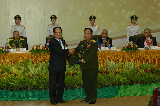 ADMM 10 tái khẳng định duy trì tự do hàng hải ở Biển Đông ảnh 1