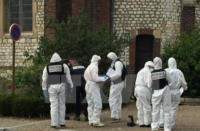 IS tung video kẻ tấn công nhà thờ kêu gọi hủy diệt nước Pháp ảnh 1