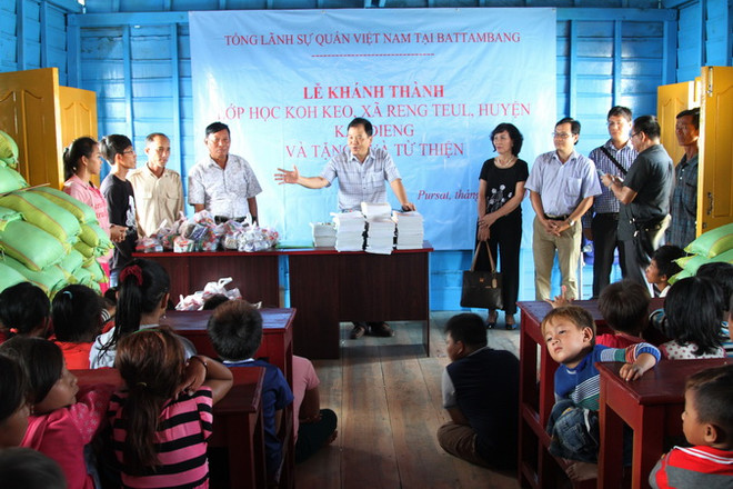 Trường học nổi cho con em Việt kiều trên Biển Hồ tại Campuchia ảnh 2