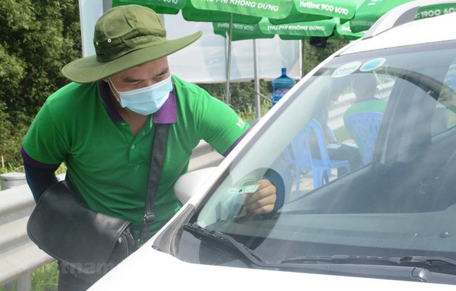 Bộ GTVT ủng hộ nâng cấp tài khoản ETC thành trung gian thanh toán ảnh 1