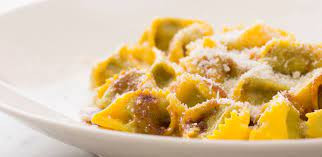 Những món ăn kinh điển bạn nên ăn thử khi tới thăm Italy ảnh 6