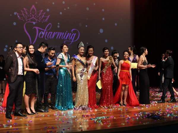 V-Charming 2015 - Đêm của vẻ đẹp nữ sinh Việt Nam tại Singapore ảnh 1