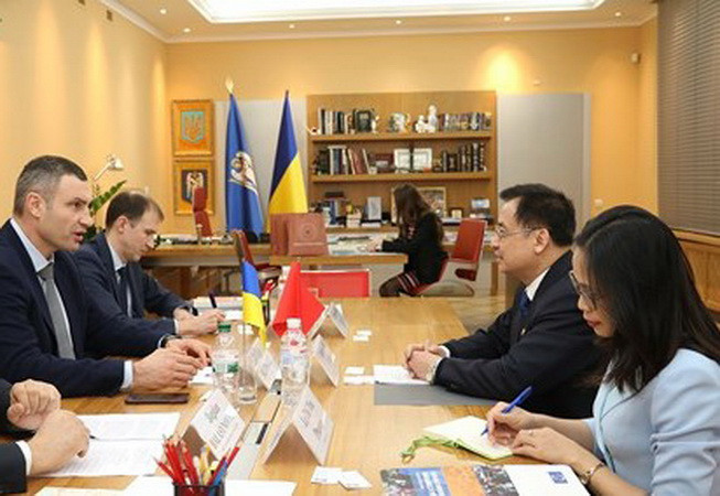 Đẩy mạnh hợp tác giữa hai thủ đô của Việt Nam và Ukraine ảnh 1