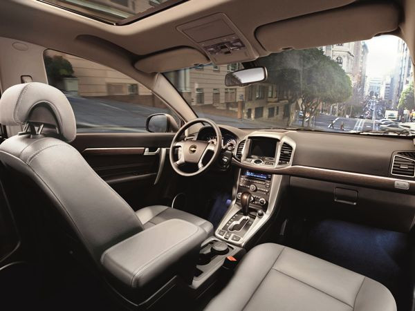 GMV ra mắt phiên bản Chevrolet Captiva 2014 tại Việt Nam ảnh 2