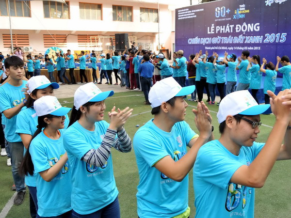 Ra quân phát động chiến dịch Giờ Trái đất xanh tại Việt Nam ảnh 1