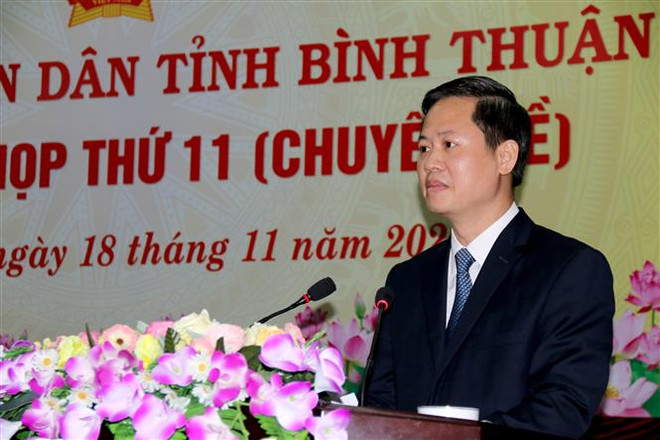 Ông Đoàn Anh Dũng, Chủ tịch UBND tỉnh Bình Thuận, phát biểu nhận nhiệm vụ. (Ảnh: Nguyễn Thanh/TTXVN) Thủ tướng phê chuẩn Chủ tịch, Phó Chủ tịch UBND 3 tỉnh ảnh 1