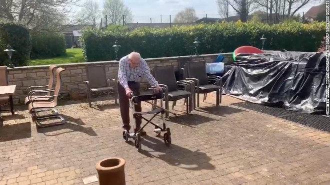 Cựu binh Chiến tranh Thế giới thứ 2 được phong tước Hiệp sỹ Anh ảnh 1