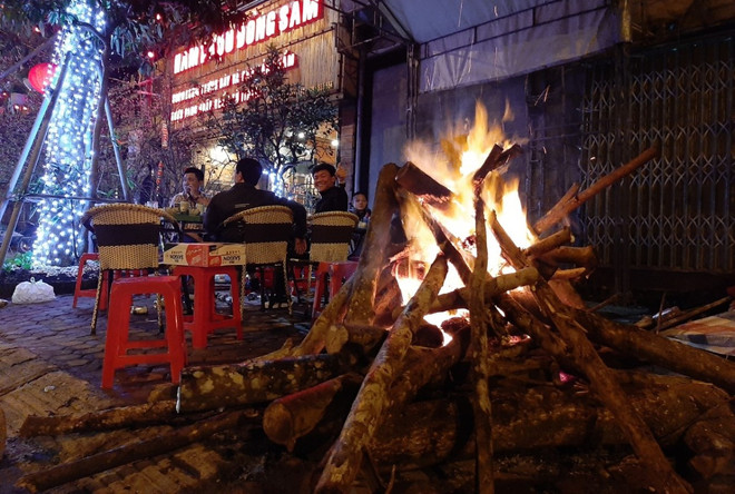 Độc đáo phong tục đốt lửa trại đêm giao thừa đón năm mới ở xứ Nghệ ảnh 11